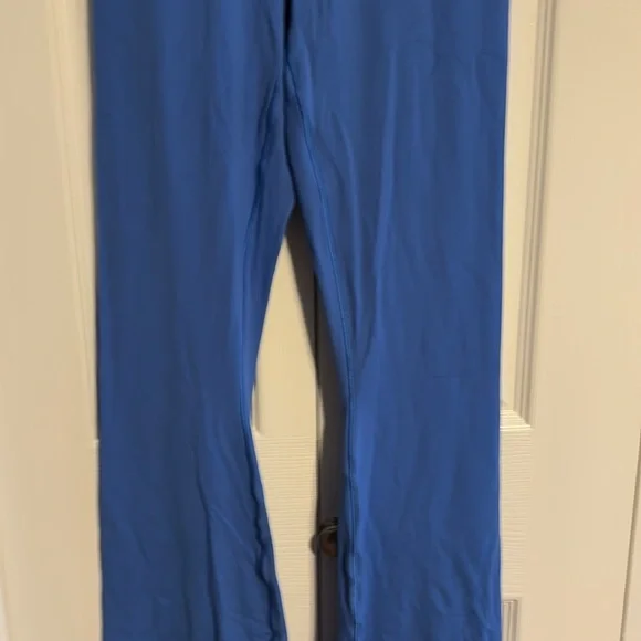 Aerie offline Real Me High waisted crossover leggings in royal blue size XS - Picture 3 of 8
